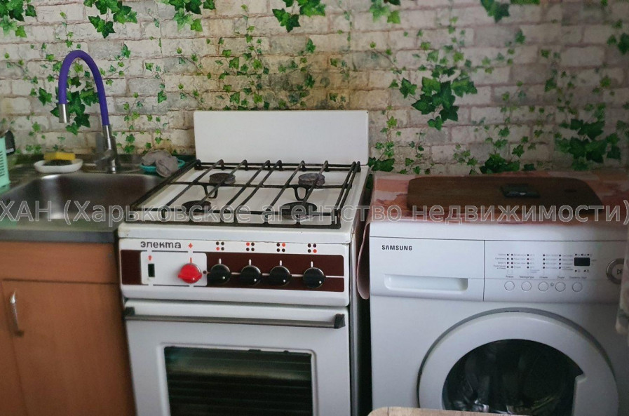 Продам квартиру, Каденюка ул. , 2 кім., 46 м², советский ремонт 