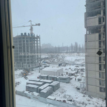 Продам квартиру, Гвардейцев Широнинцев ул. , 1 кім., 43 м², без ремонта 