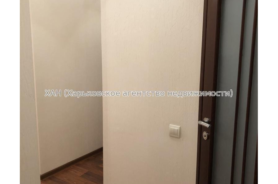 Продам квартиру, Гарибальди ул. , 3  ком., 68.80 м², капитальный ремонт 