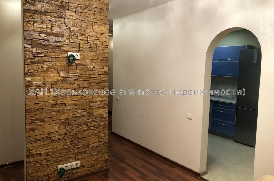 Продам квартиру, Гарибальди ул. , 3  ком., 68.80 м², капитальный ремонт 