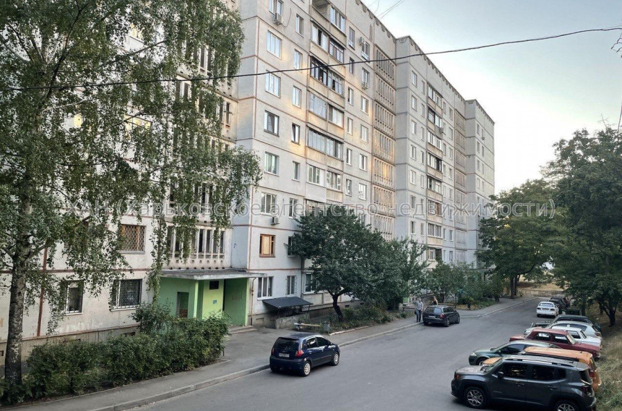 Продам квартиру, Гарибальди ул. , 3  ком., 68.80 м², капитальный ремонт 