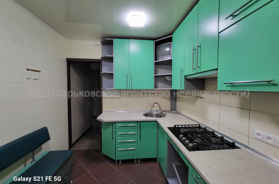 Продам квартиру, Байрона пр-т , 3 кім., 65 м², капитальный ремонт 