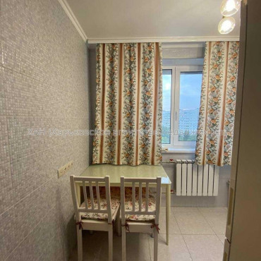 Продам квартиру, Людвига Свободы просп. , 4  ком., 82.60 м², евроремонт 