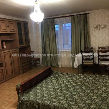 Продам квартиру, Ахсарова Энвера ул. , 1 кім., 46.40 м², косметический ремонт 