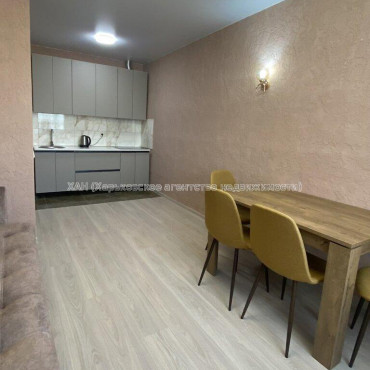 Продам квартиру, Полтавский Шлях ул. , 1  ком., 41 м², авторский дизайн 