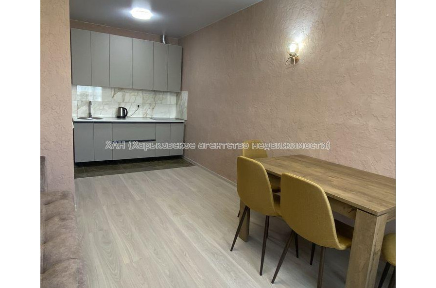 Продам квартиру, Полтавский Шлях ул. , 1  ком., 41 м², авторский дизайн 