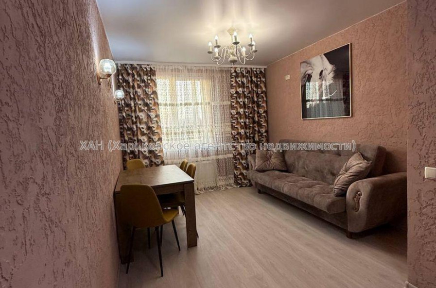 Продам квартиру, Полтавский Шлях ул. , 1  ком., 41 м², авторский дизайн 