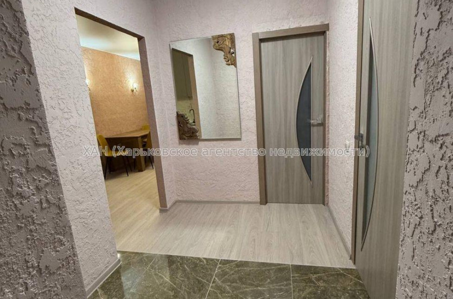 Продам квартиру, Полтавский Шлях ул. , 1  ком., 41 м², авторский дизайн 