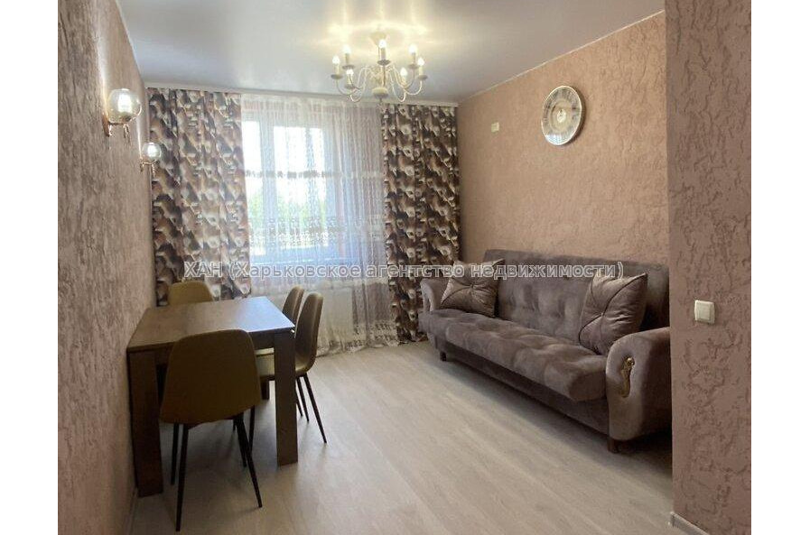 Продам квартиру, Полтавский Шлях ул. , 1  ком., 41 м², авторский дизайн 