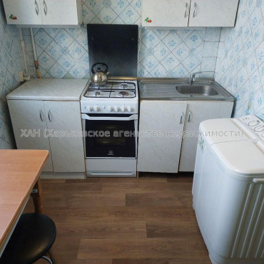 Сдам квартиру, Гвардейцев Широнинцев ул. , 108 , 2  ком., 53 м², косметический ремонт 