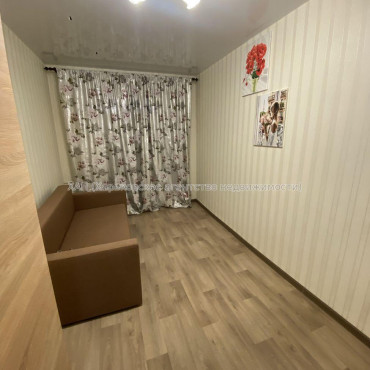 Продам квартиру, Проскуры ул. , 3  ком., 60 м², капитальный ремонт 