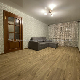 Продам квартиру, Проскуры ул. , 3 кім., 60 м², капитальный ремонт