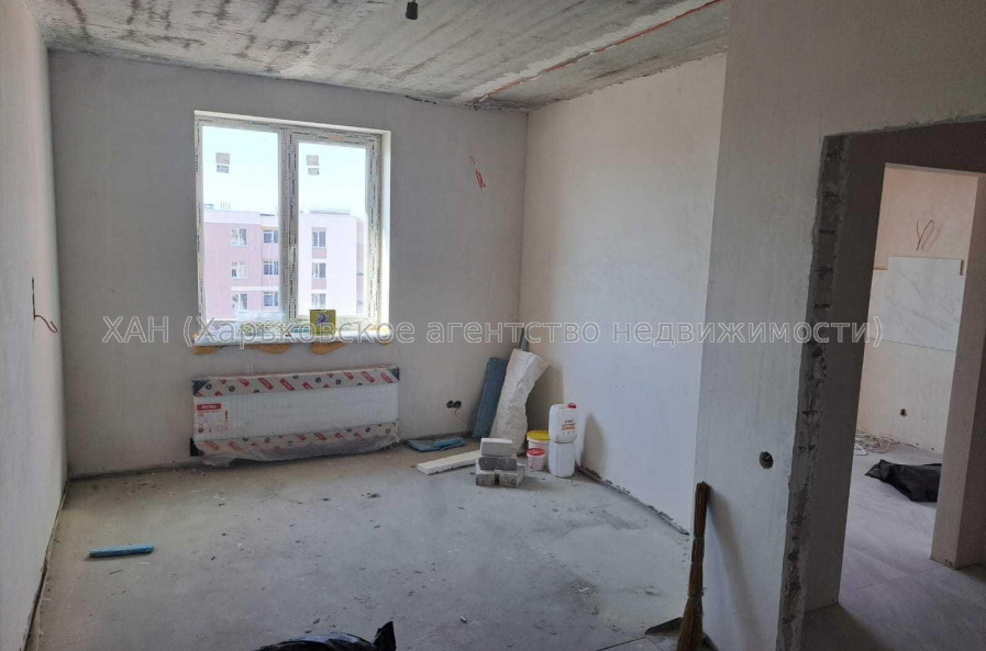 Продам квартиру, Ньютона ул. , 1 кім., 37 м², без отделочных работ 