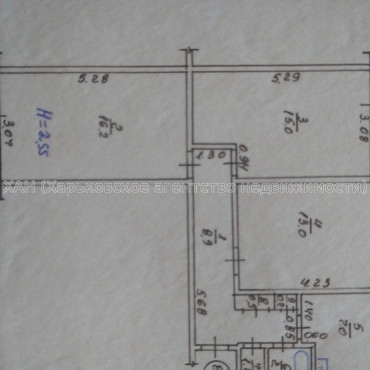 Продам квартиру, Защитников Неба ул. , 3  ком., 68 м², капитальный ремонт 