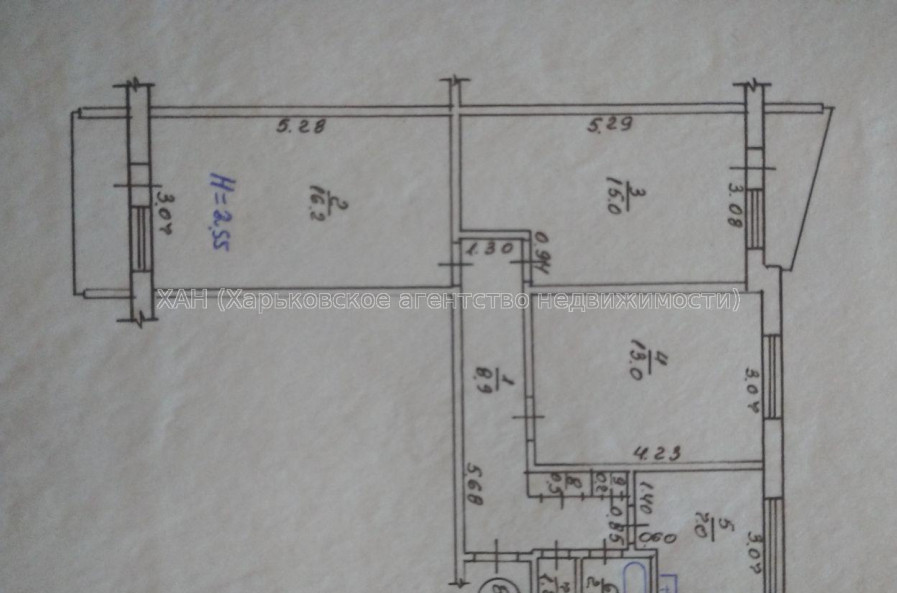 Продам квартиру, Защитников Неба ул. , 3  ком., 68 м², капитальный ремонт 