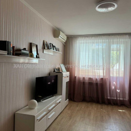 Продам квартиру, 2 кім., 44.50 м², косметический ремонт