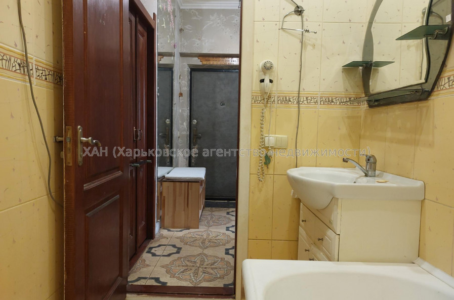 Сдам квартиру, Мира ул. , 8 , 1  ком., 50 м², косметический ремонт 