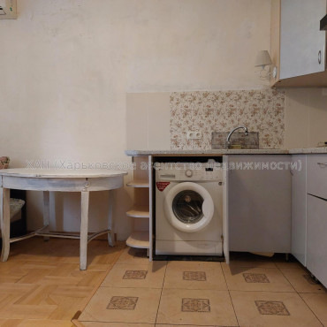 Сдам квартиру, Мира ул. , 8 , 1  ком., 50 м², косметический ремонт 