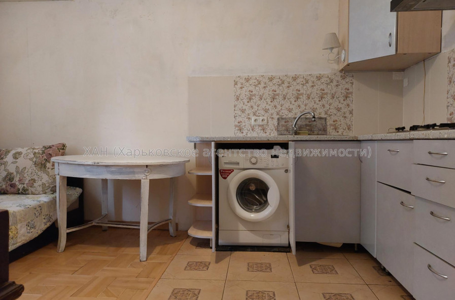 Сдам квартиру, Мира ул. , 8 , 1  ком., 50 м², косметический ремонт 