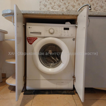 Сдам квартиру, Мира ул. , 8 , 1  ком., 50 м², косметический ремонт 