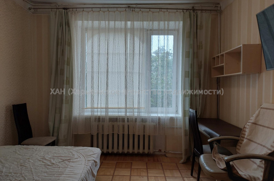 Сдам квартиру, Мира ул. , 8 , 1  ком., 50 м², косметический ремонт 