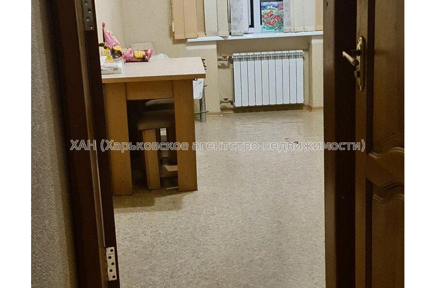 Продам квартиру, Гимназическая наб. , 2  ком., 61 м², капитальный ремонт 