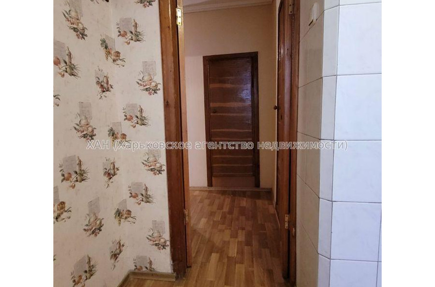 Продам квартиру, Валентиновская ул. , 2 кім., 47 м², капитальный ремонт 