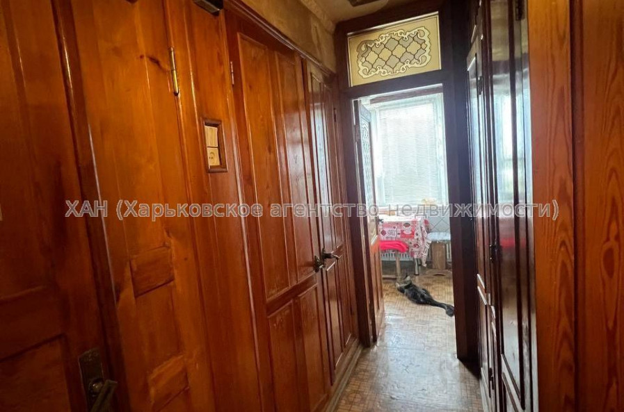 Продам квартиру, Гвардейцев Широнинцев ул. , 3 кім., 65 м², косметический ремонт 