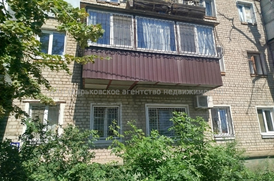 Продам квартиру, Щедрика пер. , 13 , 1 кім., 25 м², советский ремонт 