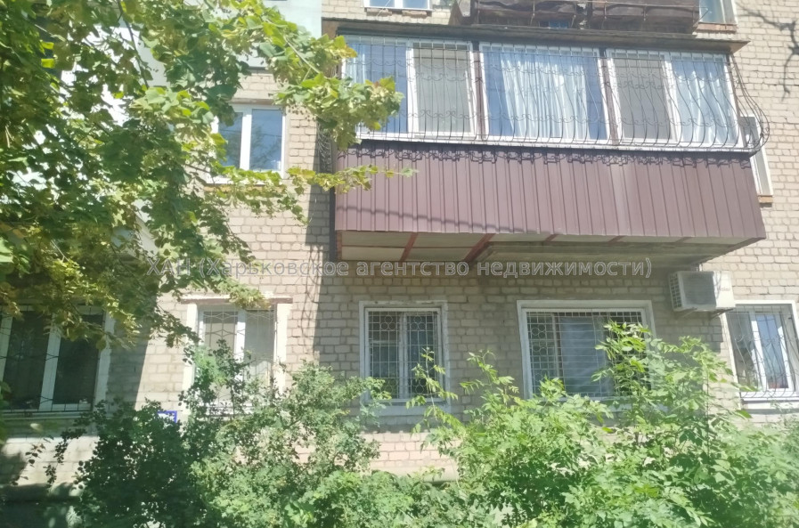 Продам квартиру, Щедрика пер. , 13 , 1 кім., 25 м², советский ремонт 