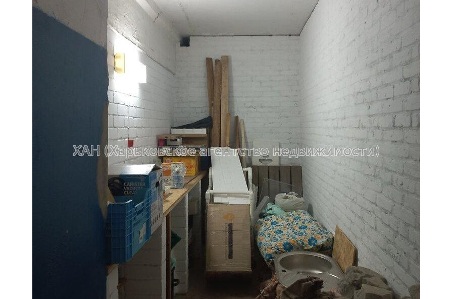 Продам квартиру, Дизельная ул. , 3  ком., 73 м², без ремонта 