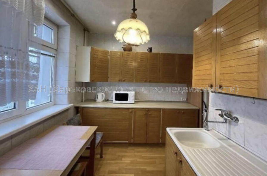 Продам квартиру, Садовый проезд , 2 кім., 52 м², евроремонт 