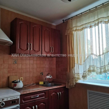 Продам квартиру, Людвига Свободы просп. , 3 кім., 65 м², косметический ремонт 