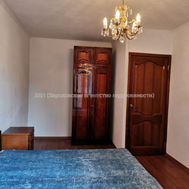 Продам квартиру, Людвига Свободы просп. , 3 кім., 65 м², косметический ремонт 