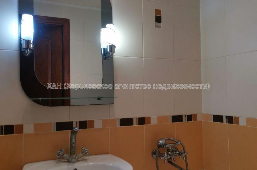 Продам квартиру, Людвига Свободы просп. , 3  ком., 65 м², косметический ремонт 