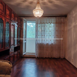 Продам квартиру, Людвига Свободы просп. , 3 кім., 65 м², косметический ремонт