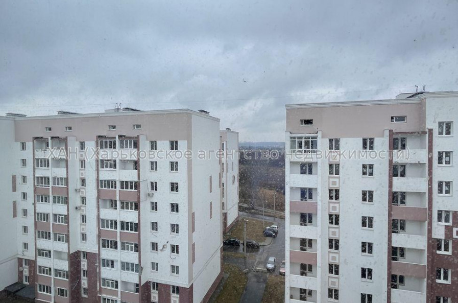 Продам квартиру, Шевченковский пер. , 1  ком., 34.60 м², без внутренних работ 