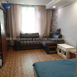 Продам квартиру, Клеверный пер. , 1 кім., 35 м², косметический ремонт