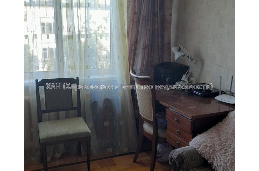 Продам квартиру, Матросова Александра ул. , 3 кім., 60 м², косметический ремонт 