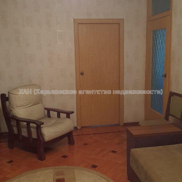 Продам квартиру, Александра Орлова ул. , 3 кім., 60 м², косметический ремонт 