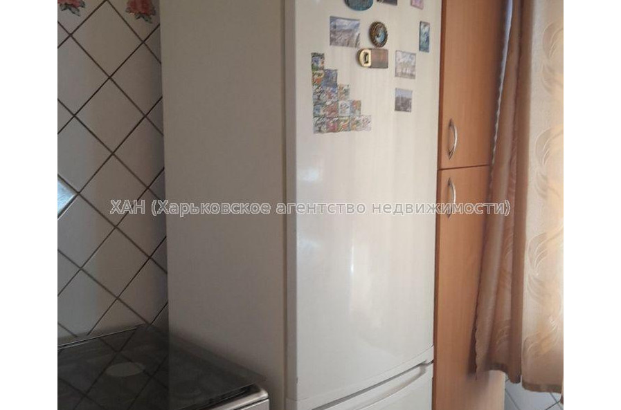 Продам квартиру, Матросова Александра ул. , 3  ком., 60 м², косметический ремонт 