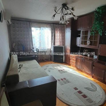 Продам квартиру, Александра Орлова ул. , 3 кім., 60 м², косметический ремонт 