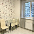Продам квартиру, Дача 55 ул. , 1  ком., 42.20 м², евроремонт 