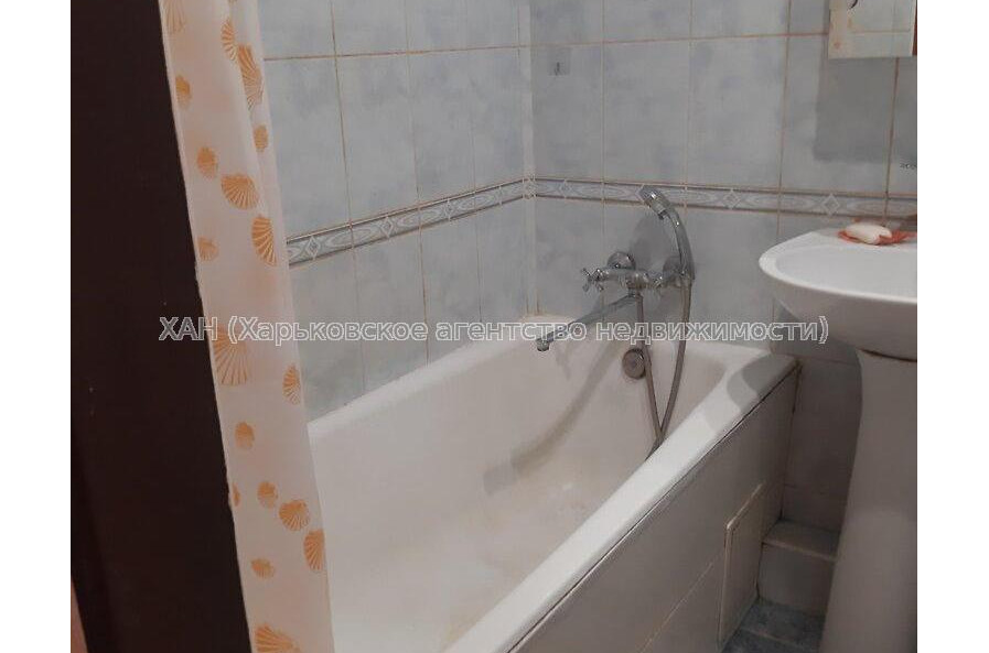 Продам квартиру, Кибальчича ул. , 2 кім., 45 м², советский ремонт 