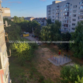 Продам квартиру, Кибальчича ул. , 2 кім., 45 м², советский ремонт