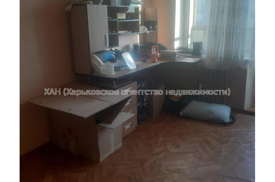 Продам квартиру, Кибальчича ул. , 2 кім., 45 м², советский ремонт 