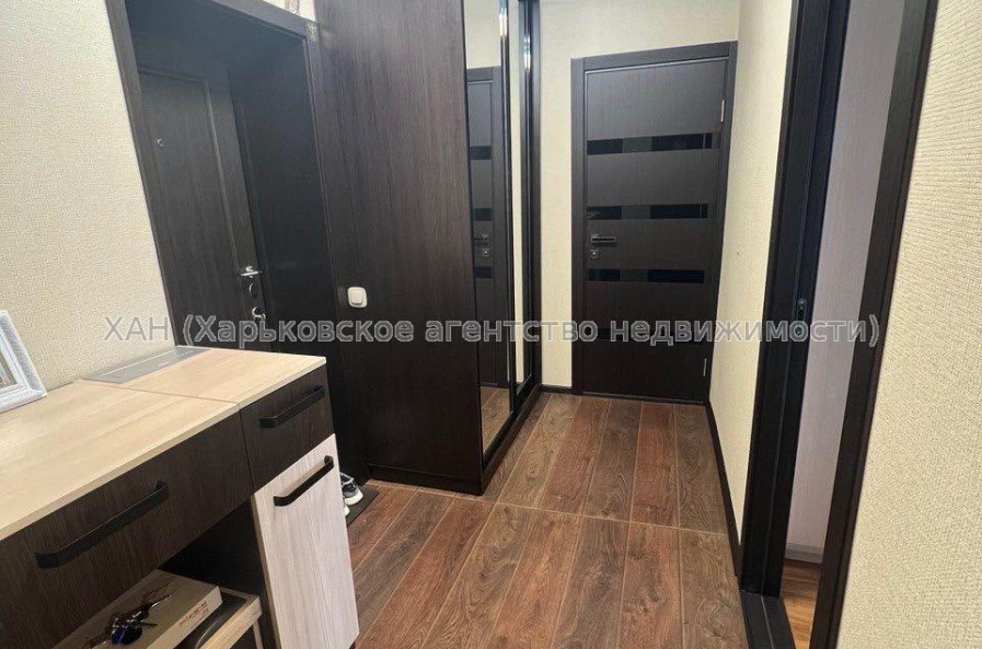 Продам квартиру, Пластичный пер. , 2 кім., 40 м², евроремонт 