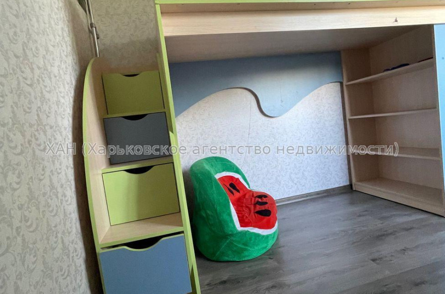 Продам квартиру, Науки просп. , 2 кім., 43 м², евроремонт 