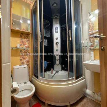 Продам квартиру, Науки просп. , 2  ком., 43 м², евроремонт 