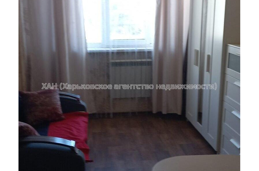 Продам квартиру, Морозова ул. , 1  ком., 18 м², капитальный ремонт 